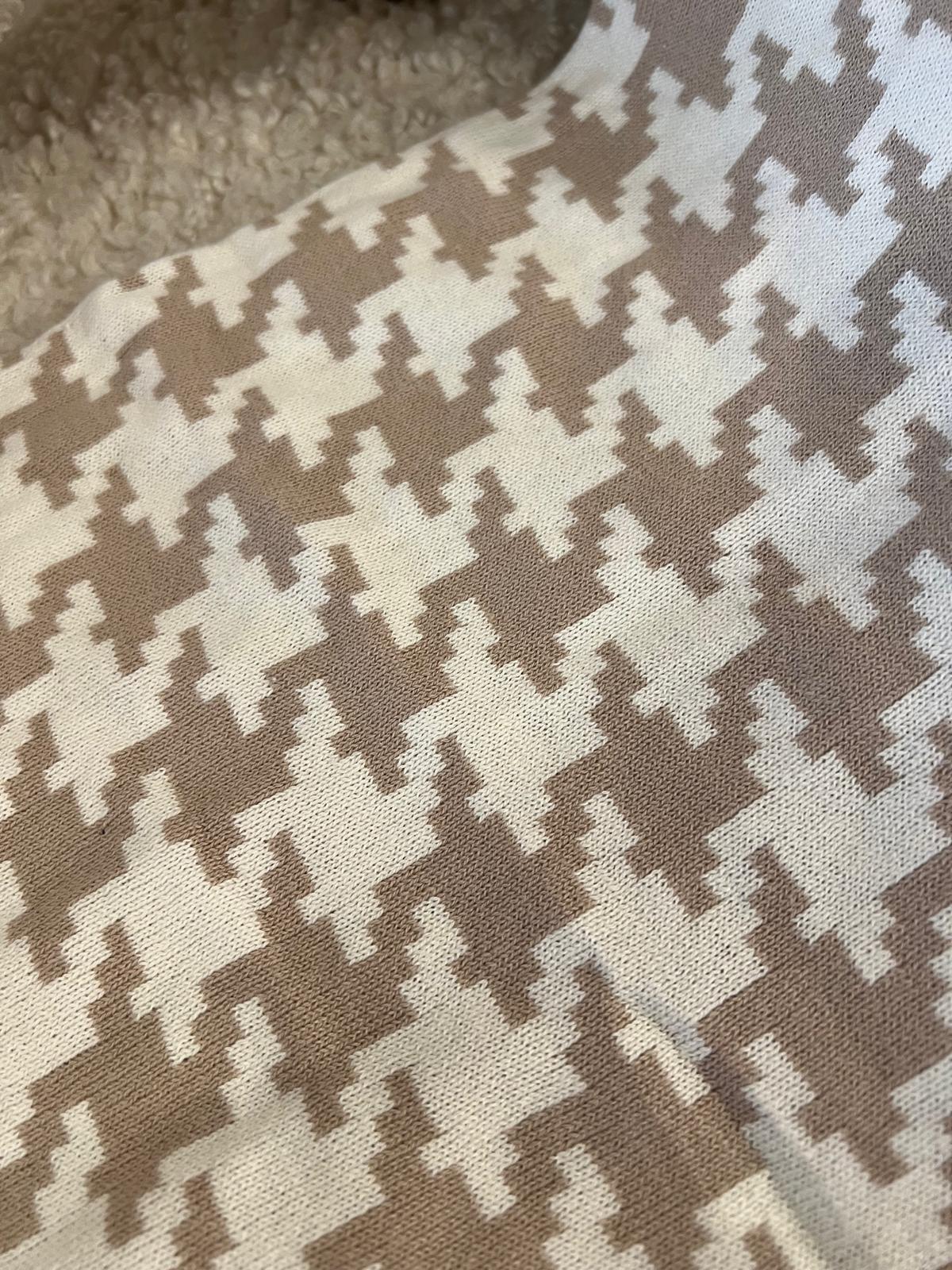 Houndstooth Knitted Blanket Throw, Champagne