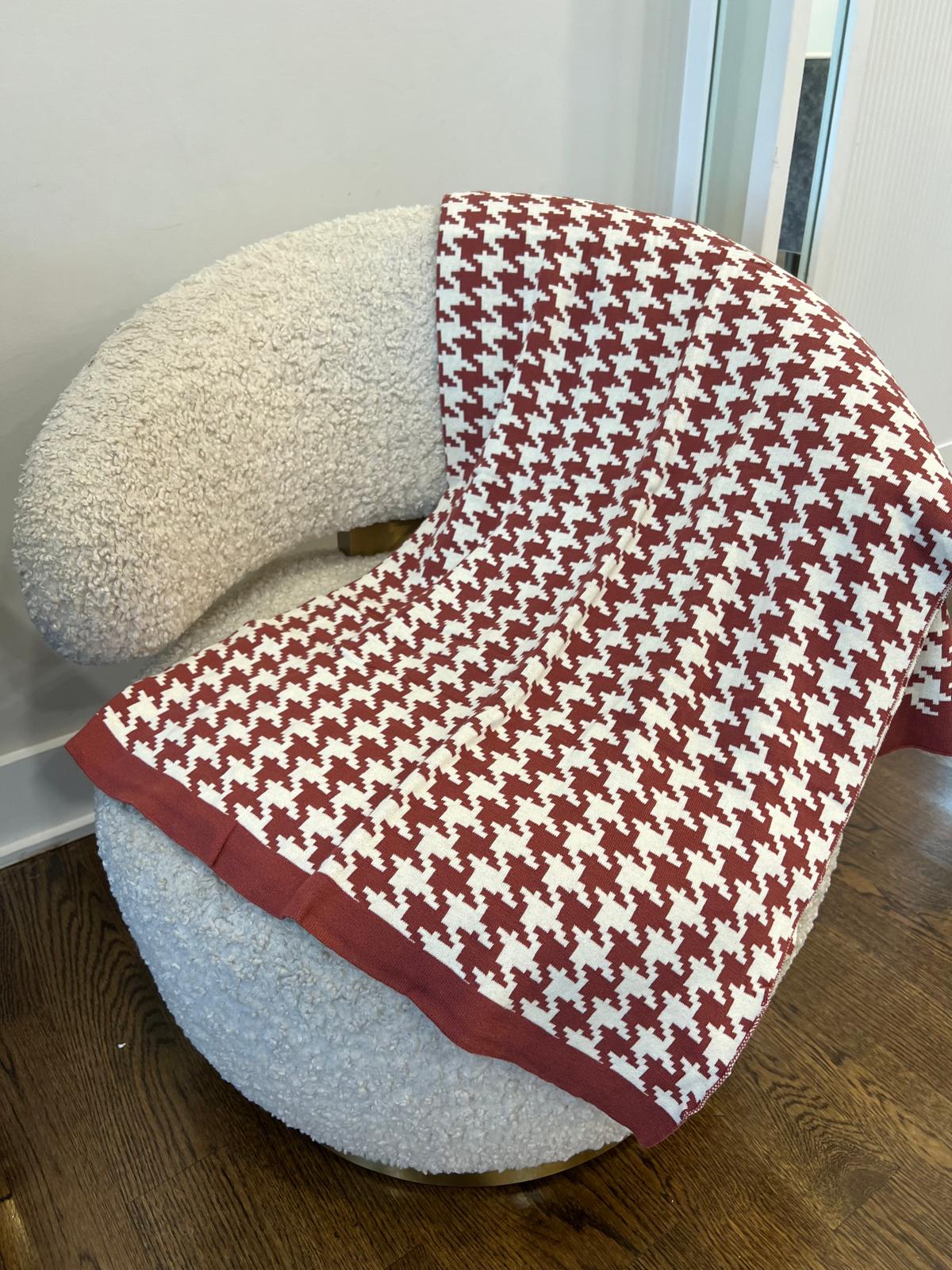 Houndstooth Knitted Blanket Throw, Burgundy