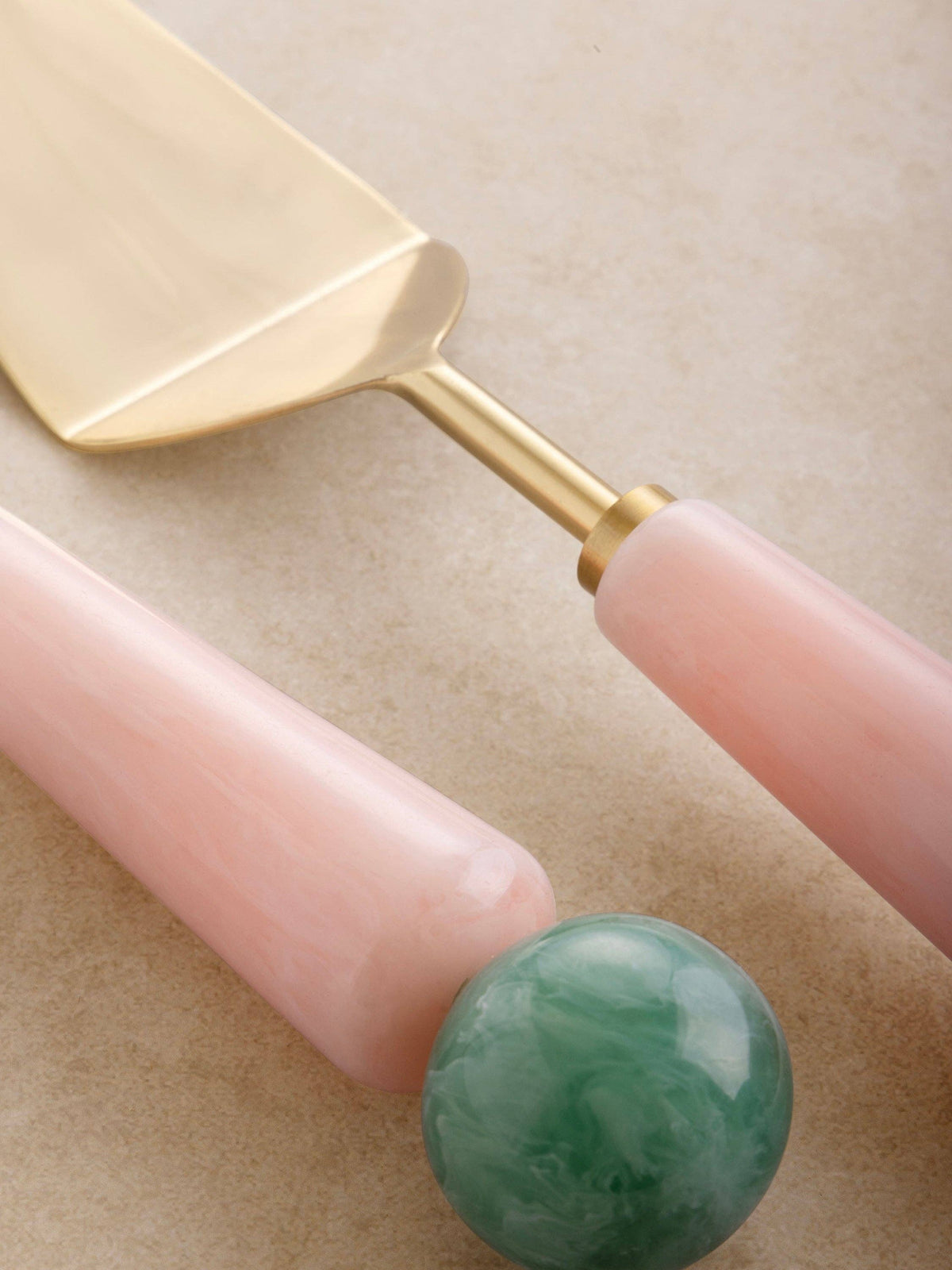 Sculpted Cake Servers Set