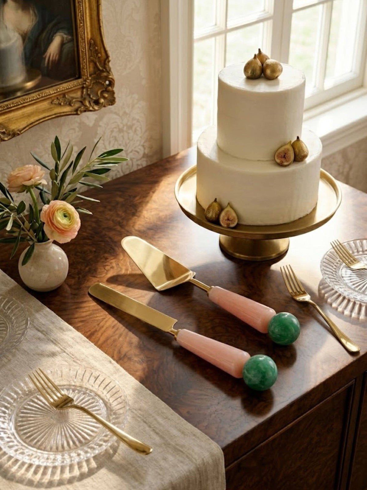 Sculpted Cake Servers Set