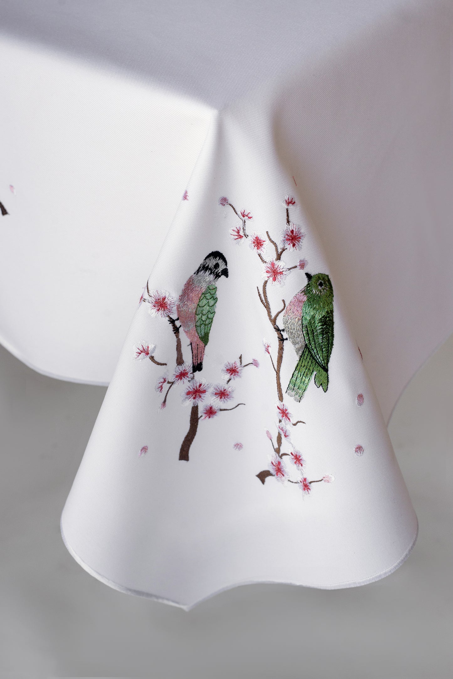 Birds Tablecloth