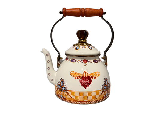Queen Bee 2 Quart Tea Kettle