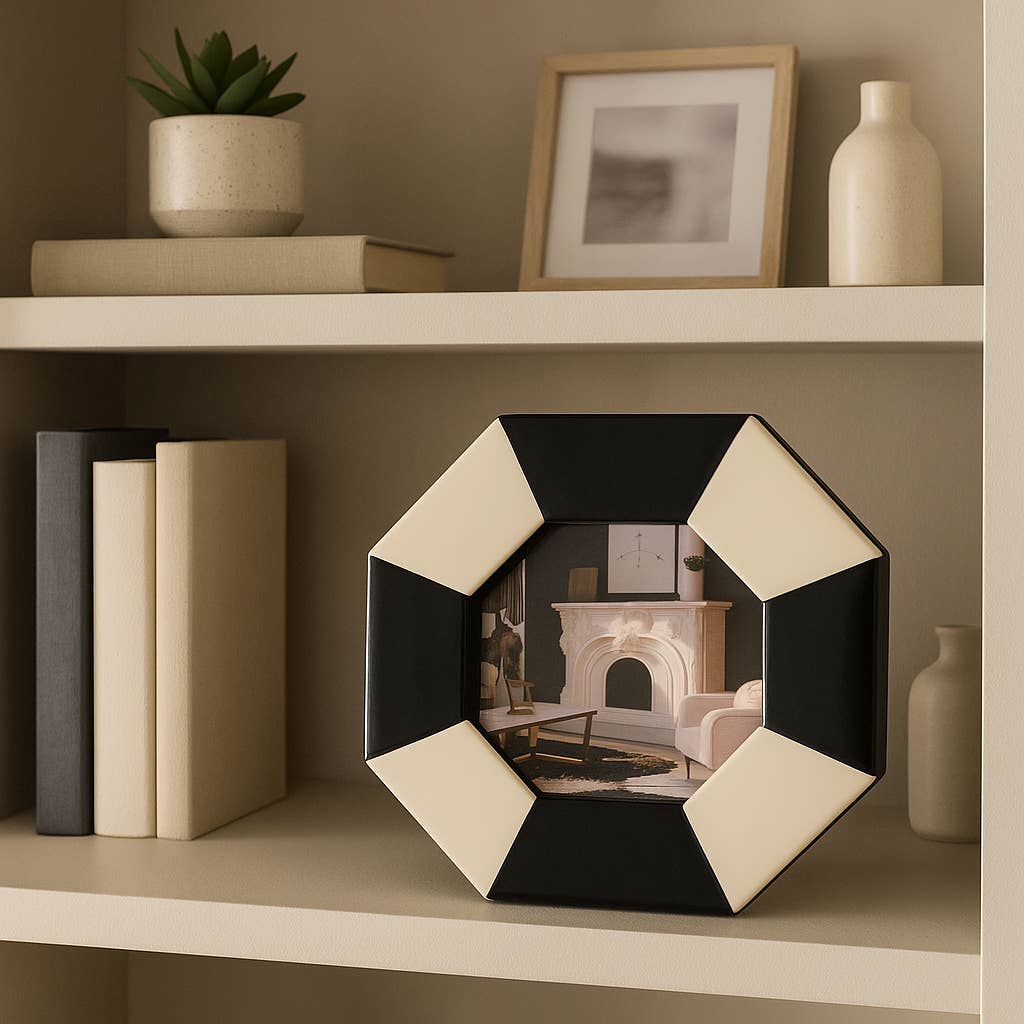 Photo Frame - Black/White Resin Contemporary Octagon