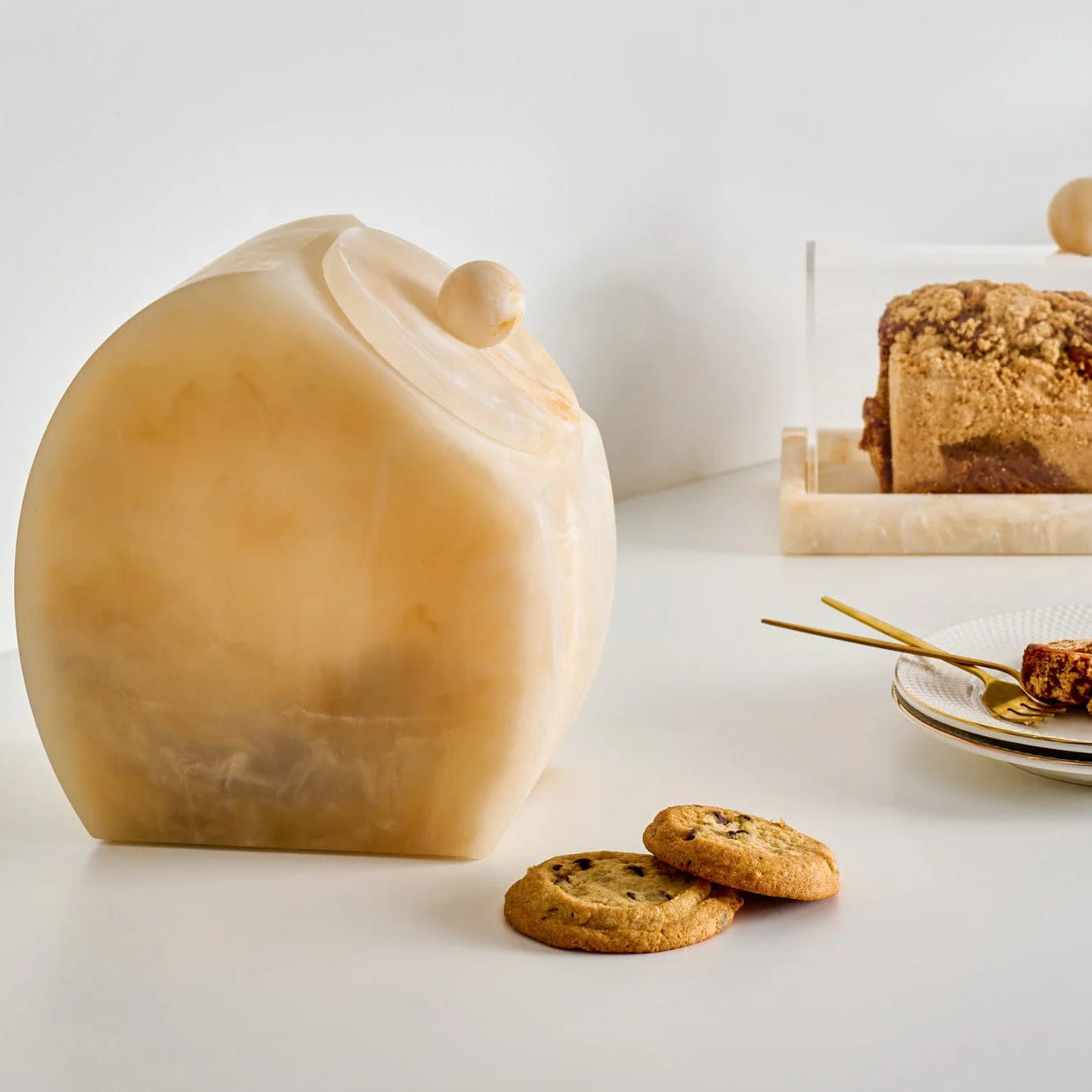 Resin Cookie Jar